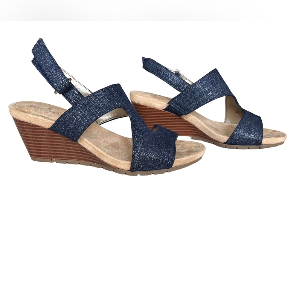 Bandolino Gannet Blue Denim Wedge Sandals Shoes Size 6